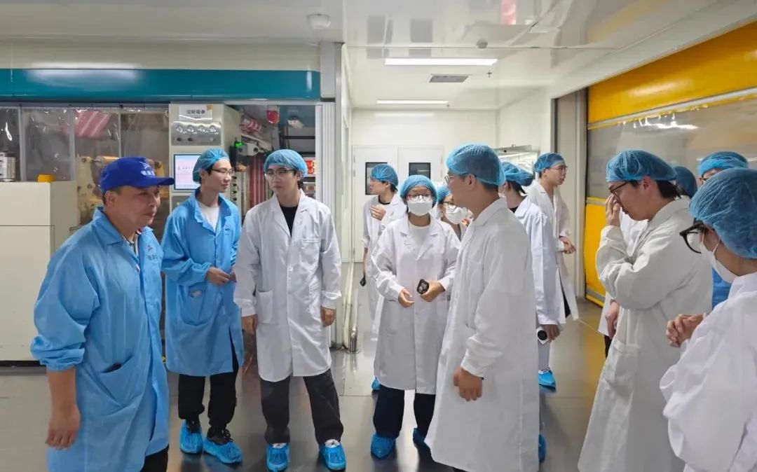 推動產(chǎn)教融合發(fā)展 實現(xiàn)校企合作共贏——鄭州大學(xué)材料學(xué)院與銀金達(dá)校企合作見習(xí)活動圓滿結(jié)束！